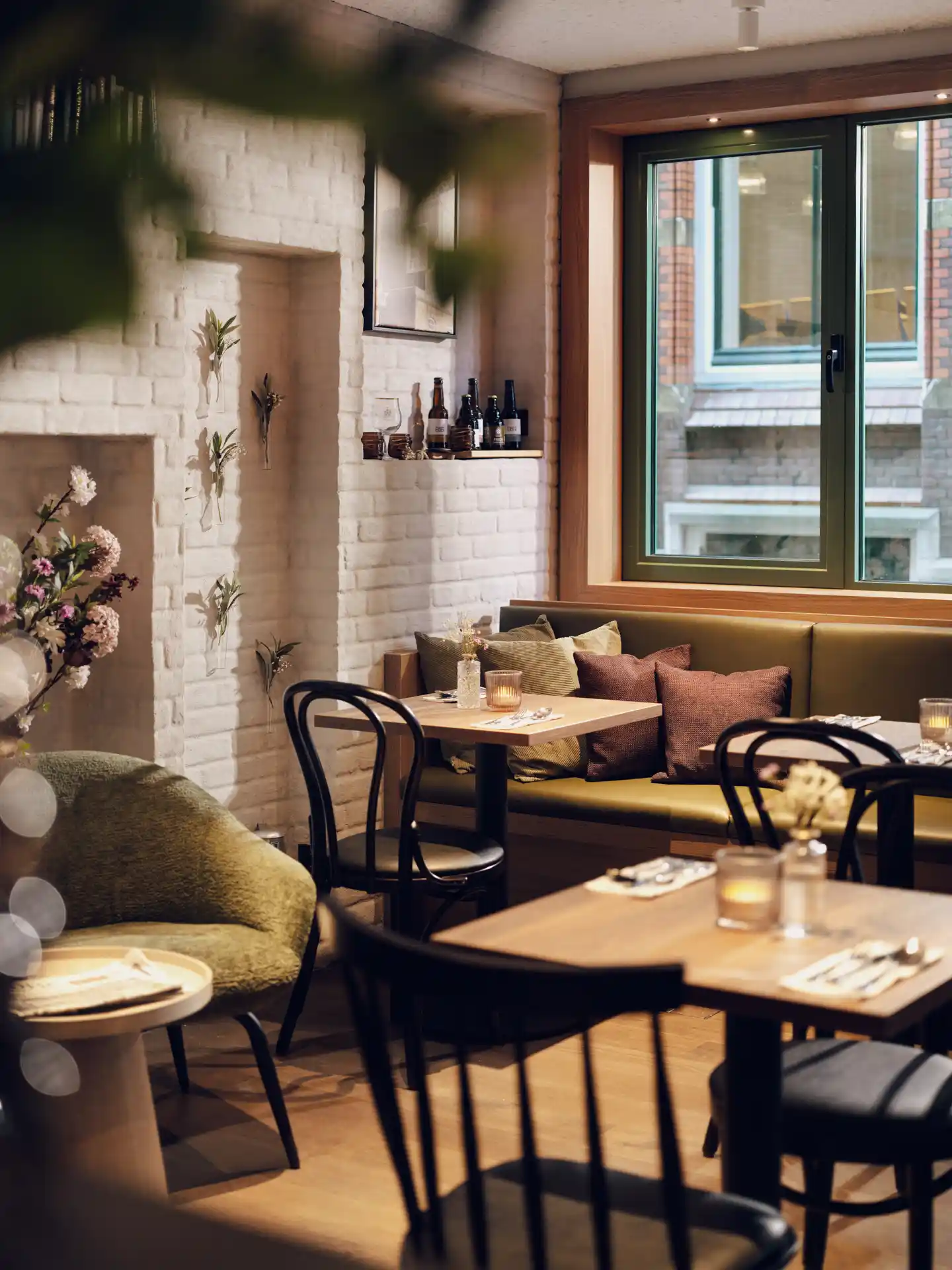 Interieur van Jolie Cafe Manger