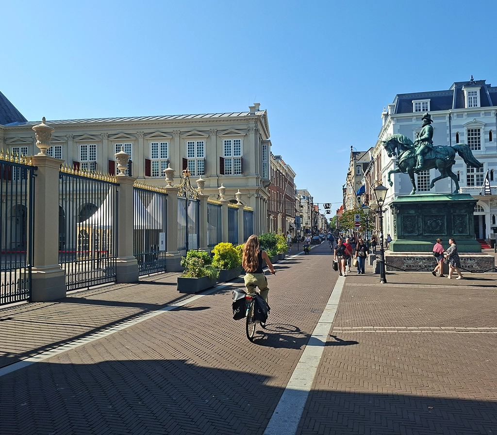 townhouse den haag fietsarrangement hotel city coast package